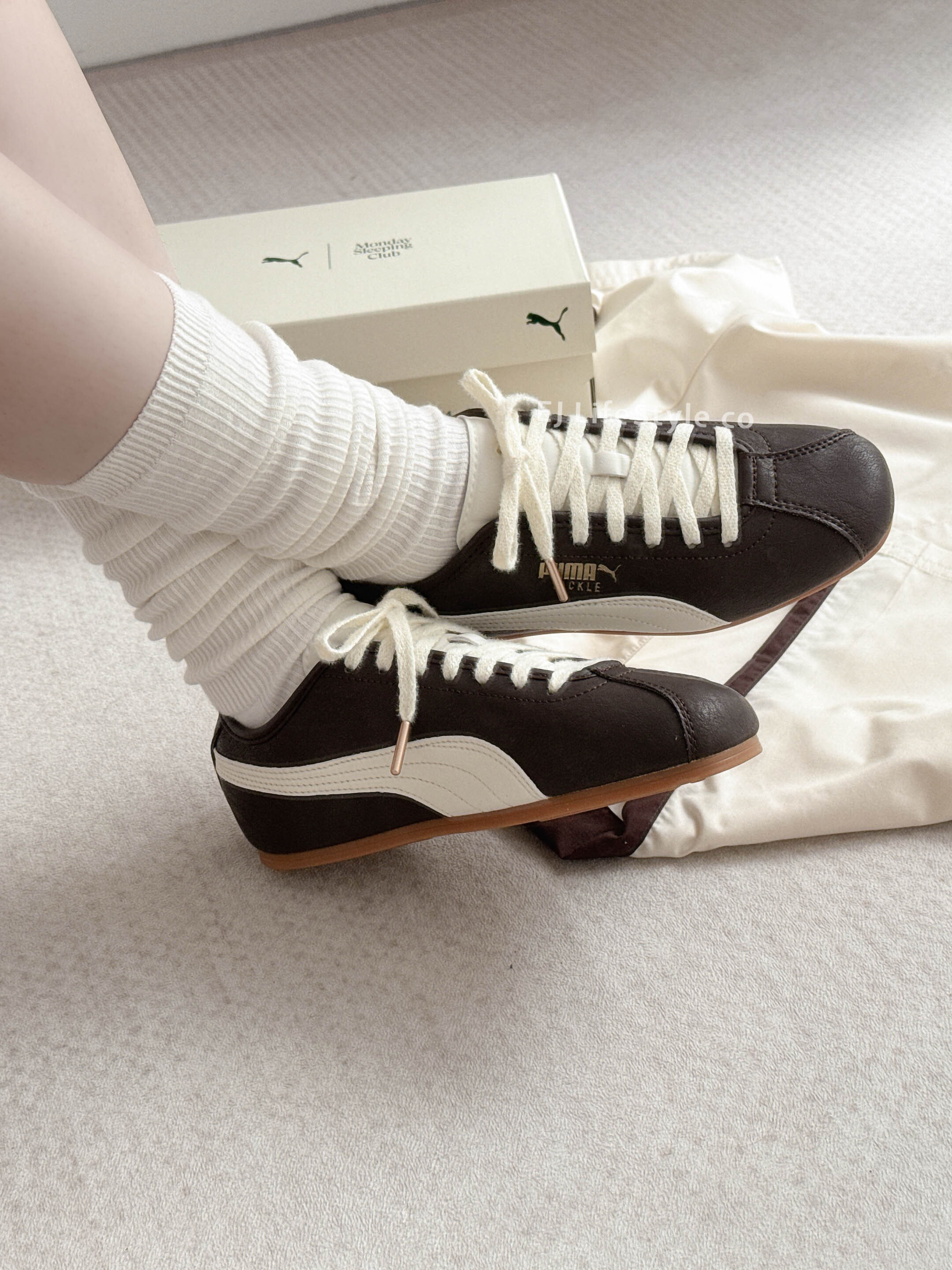PUMA TACKLE x MONDAY SLEEPING CLUB 巧克力 咖啡 棕色 鞋舌翻蓋 焦糖底 男女鞋 408847-01 / 現貨