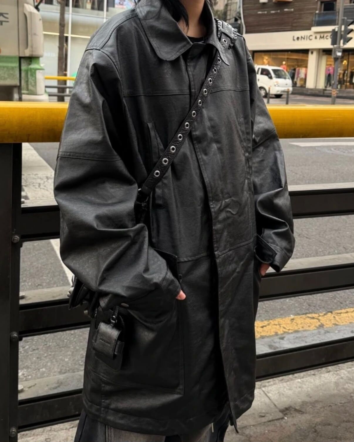 淨色反領合成皮長褸 TAC-BX-029JK
