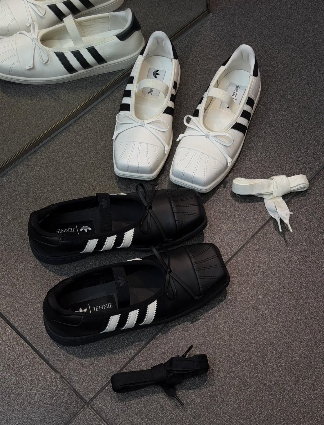 【現貨】Jennie x Adidas  Superstar SqBallet 瑪莉珍鞋 黑色 米白 LB3786 LB3787