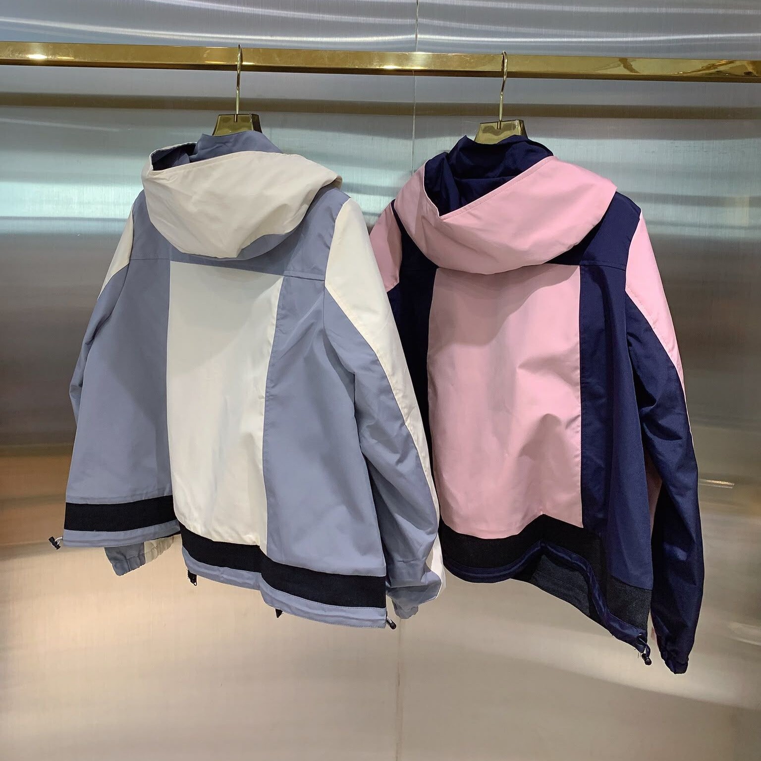 JAC-CCG0830-007 連帽撞色寬鬆拉鍊可束腰風褸 (A7杏灰/B7粉)