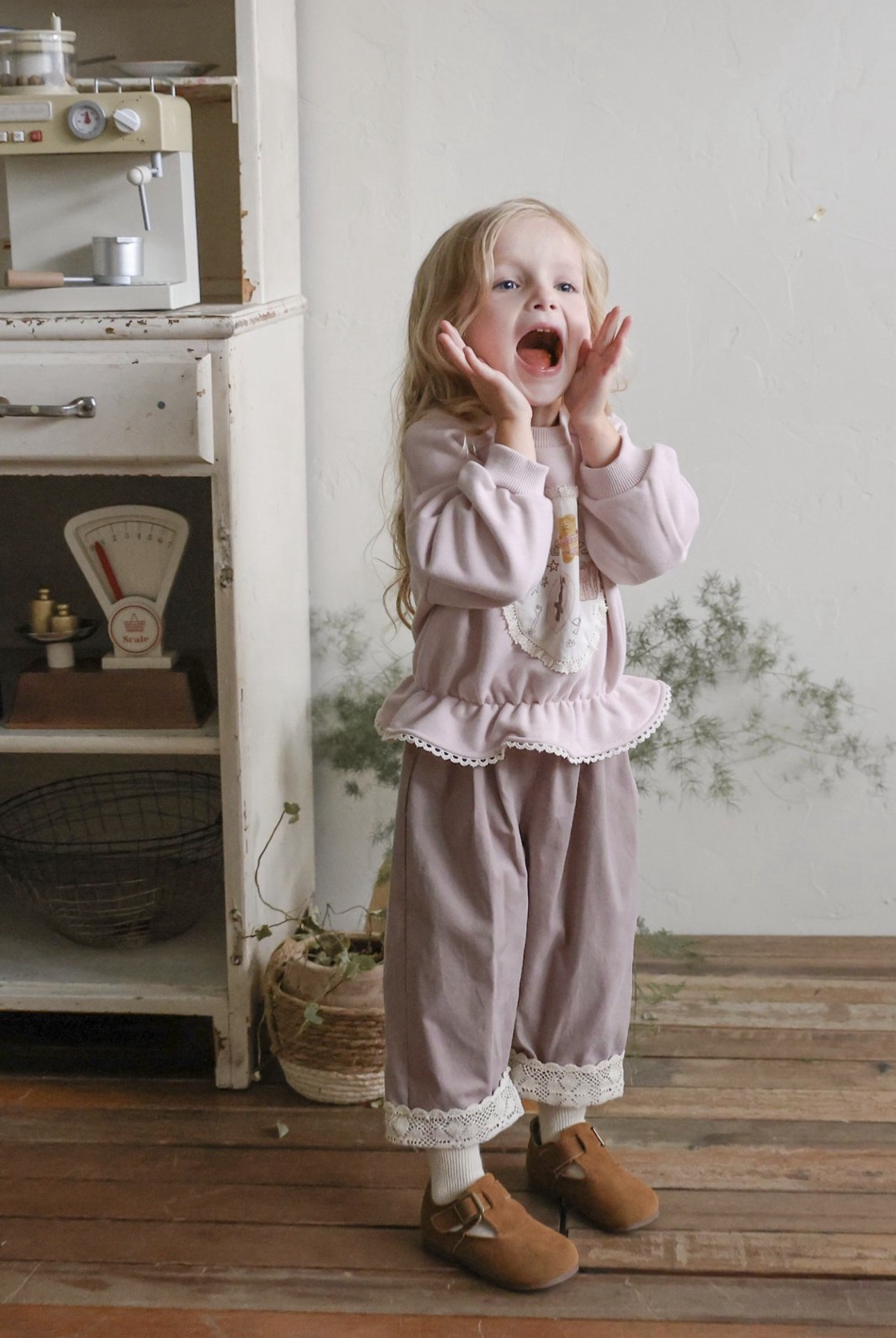 FLO Peanut Pants