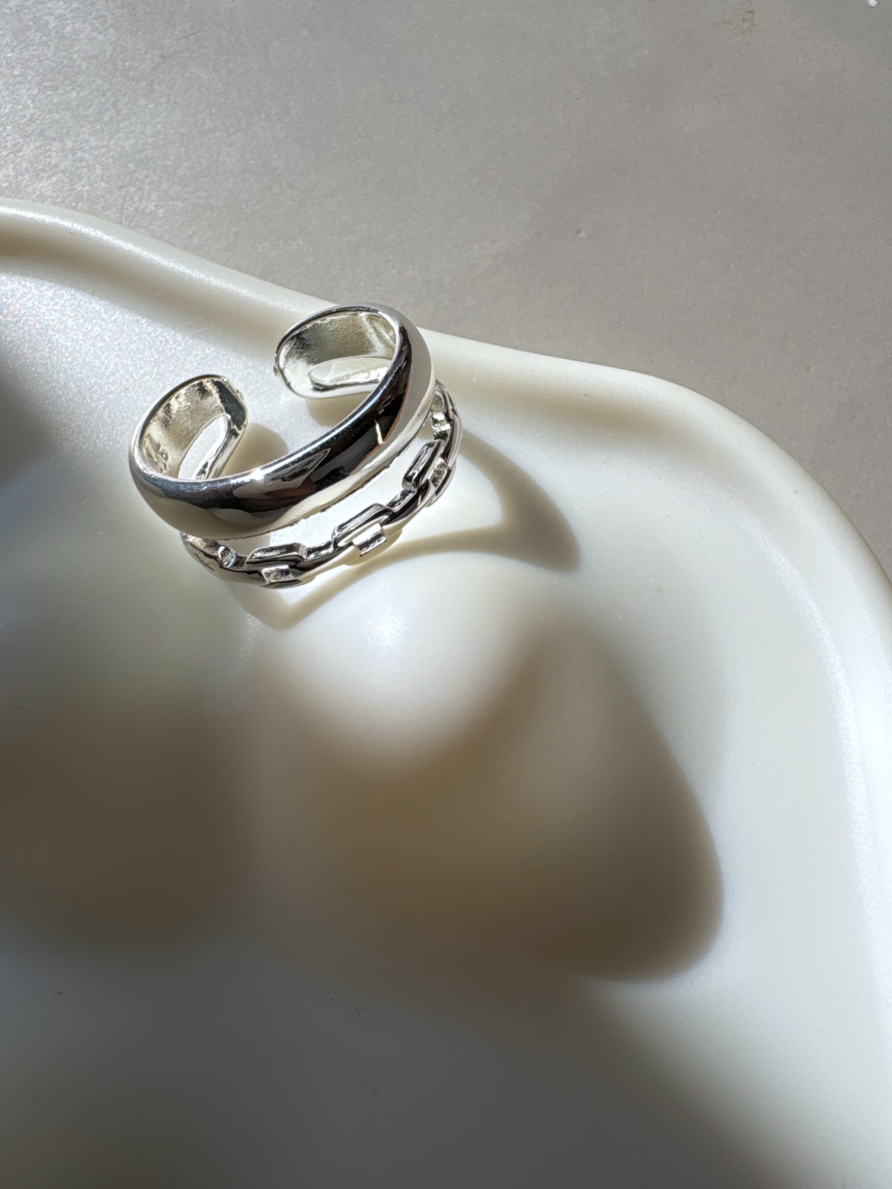 silver double design ring
