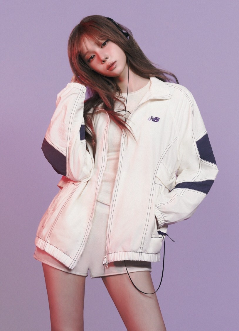 韓國代購｜New Balance UNI ESCAPE Stand Neck Warm Up Jacket (4 Colours)