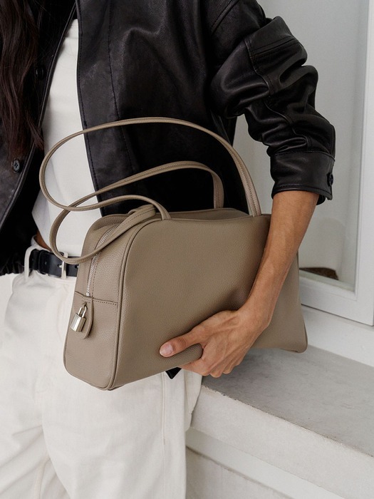 MONOROW ARC BAG