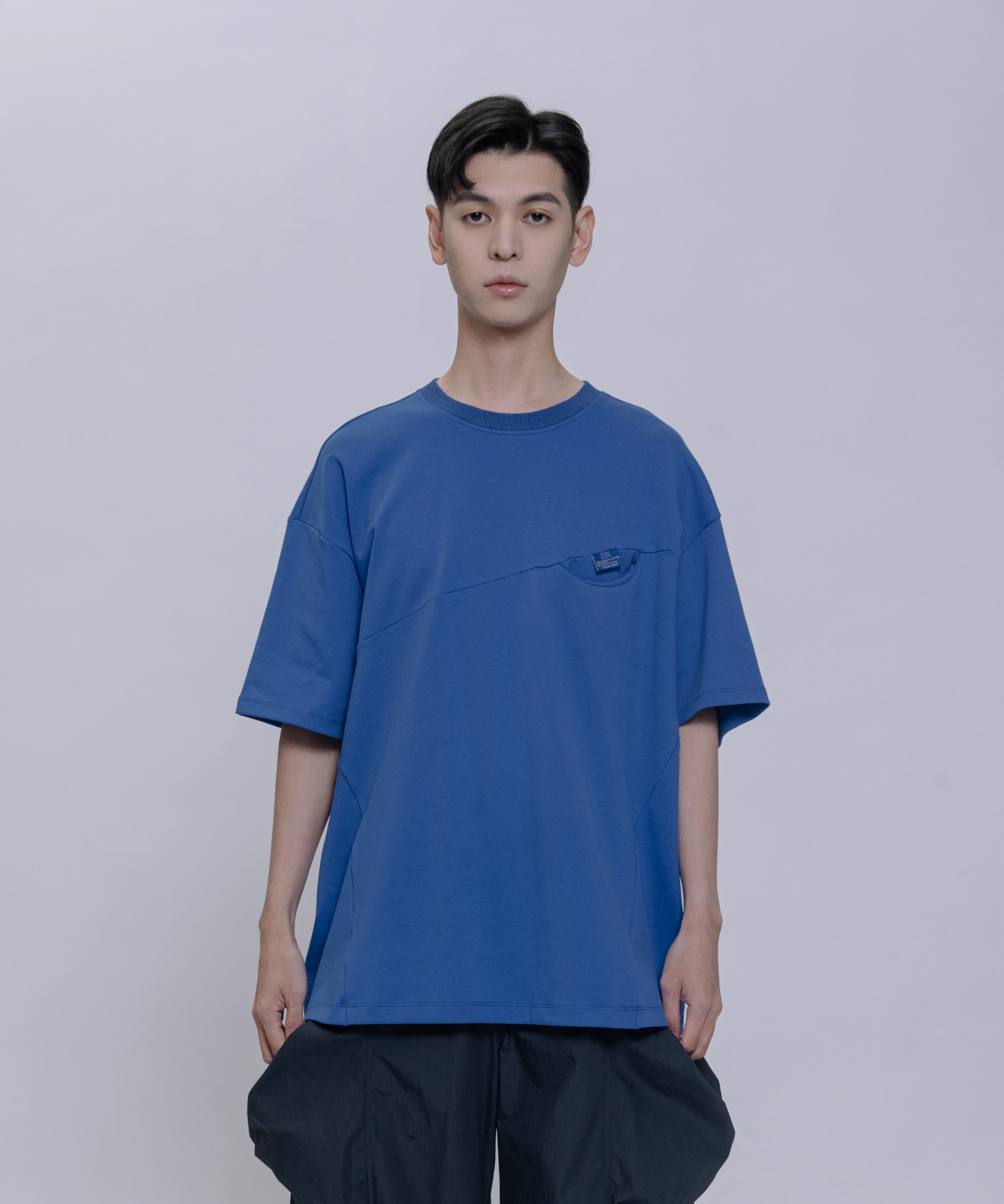 抗原褶剪裁 Tee｜Antigen Pleated-Panel Tee