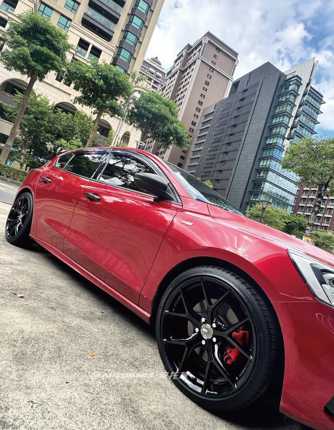 FORD FOCUS 19吋鋁圈升級|305 FORGEN MF101 鍛造輪圈