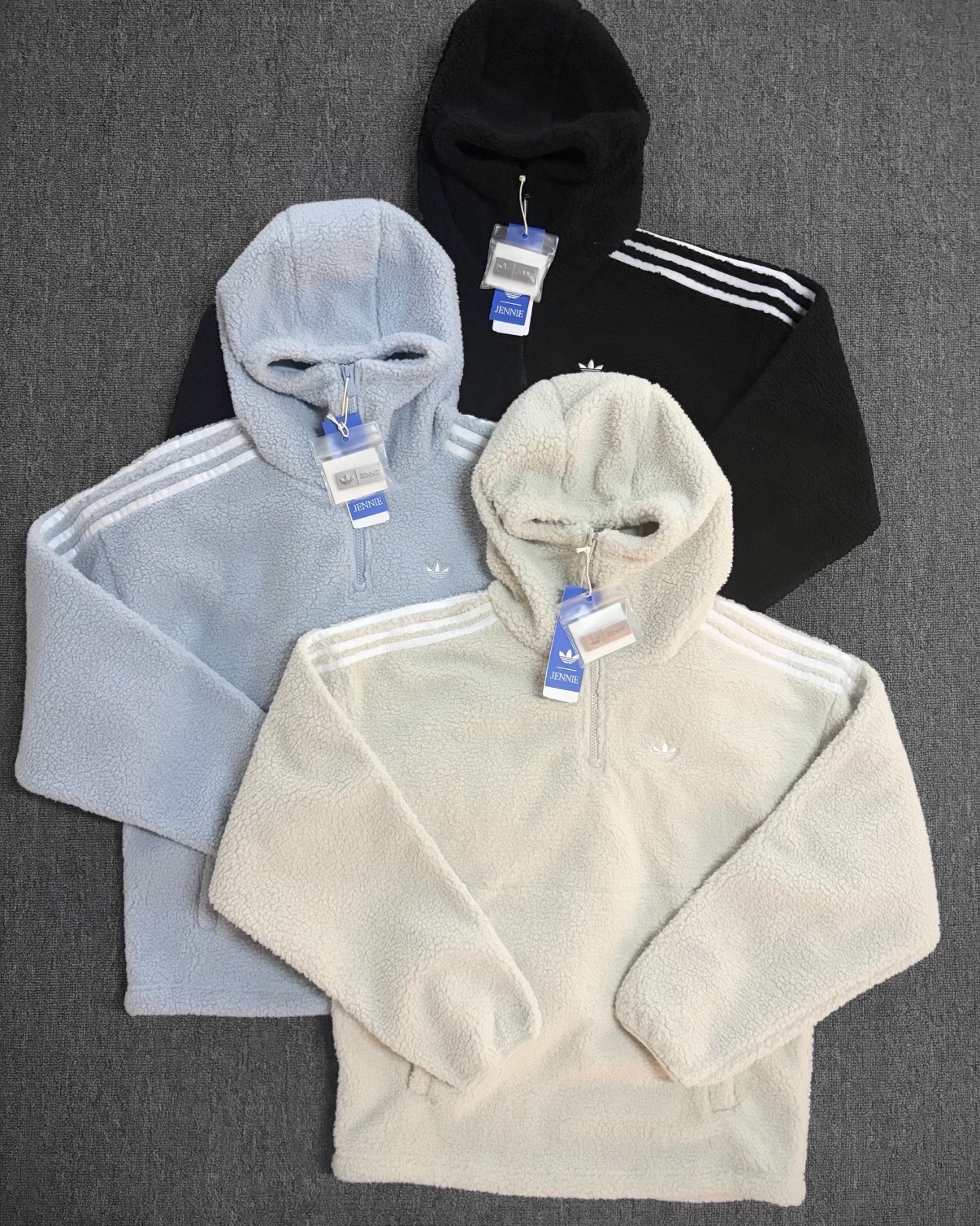 ADIDAS ORIGINALS BY JENNIE 抓絨連帽衫 立領 半拉鏈 長袖 金珍妮 女款 燕麥 LD4967 寶寶藍 LD8925 黑色 LD8926 / 預購