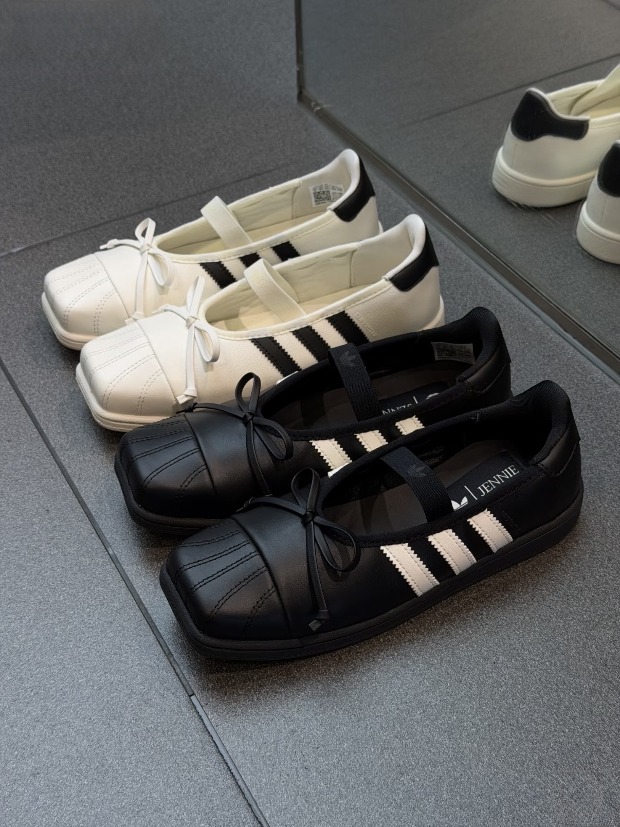 預購｜adidas x JENNIE 聯名 方頭芭蕾鞋