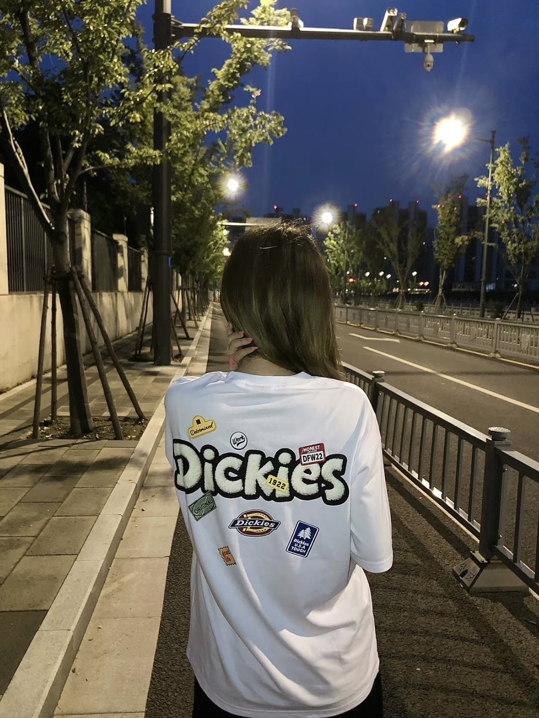 （預購）Dickies 塗鴉 貼紙 印花logo 短T DKU262NKTVA2