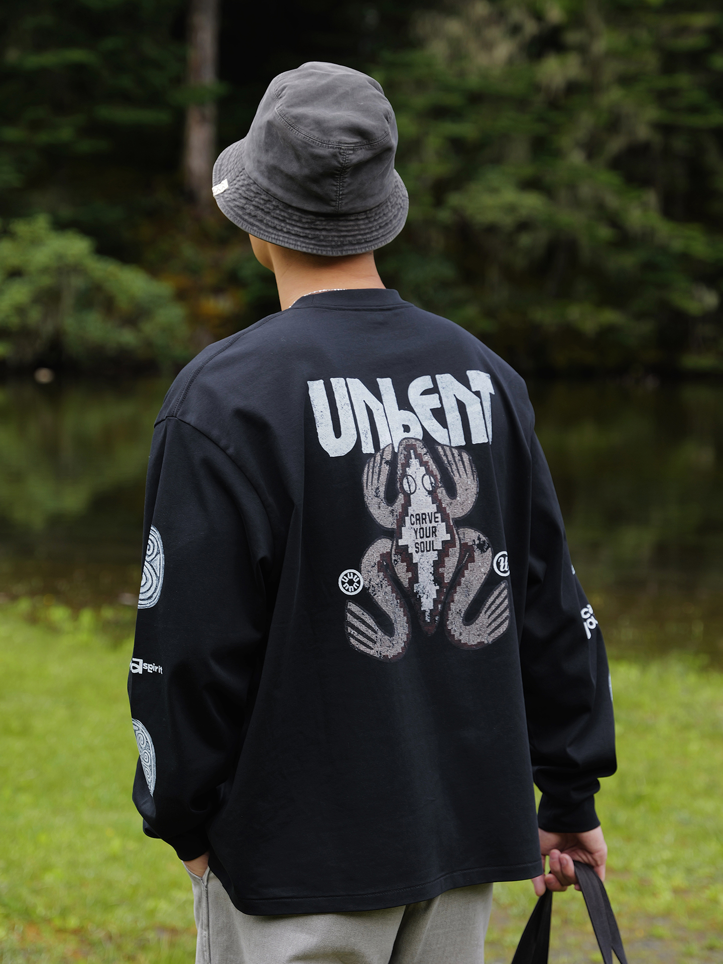 Unbent 26 A/W 復古刻靈元素長袖