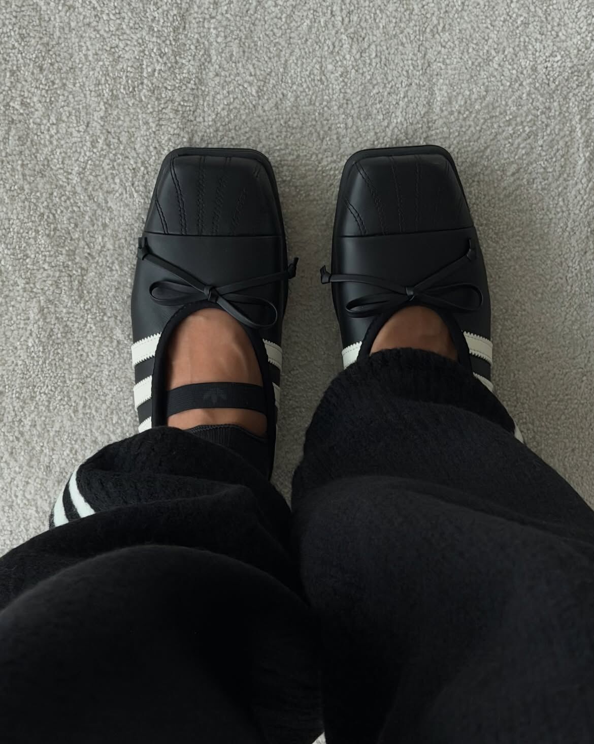 ADIDAS ORIGINALS BY JENNIE SUPERSTAR SQUARE BALLET 方頭貝殼鞋 芭蕾舞鞋 瑪莉珍 綁帶 金珍妮 女鞋 黑色 LB3787 / 預購