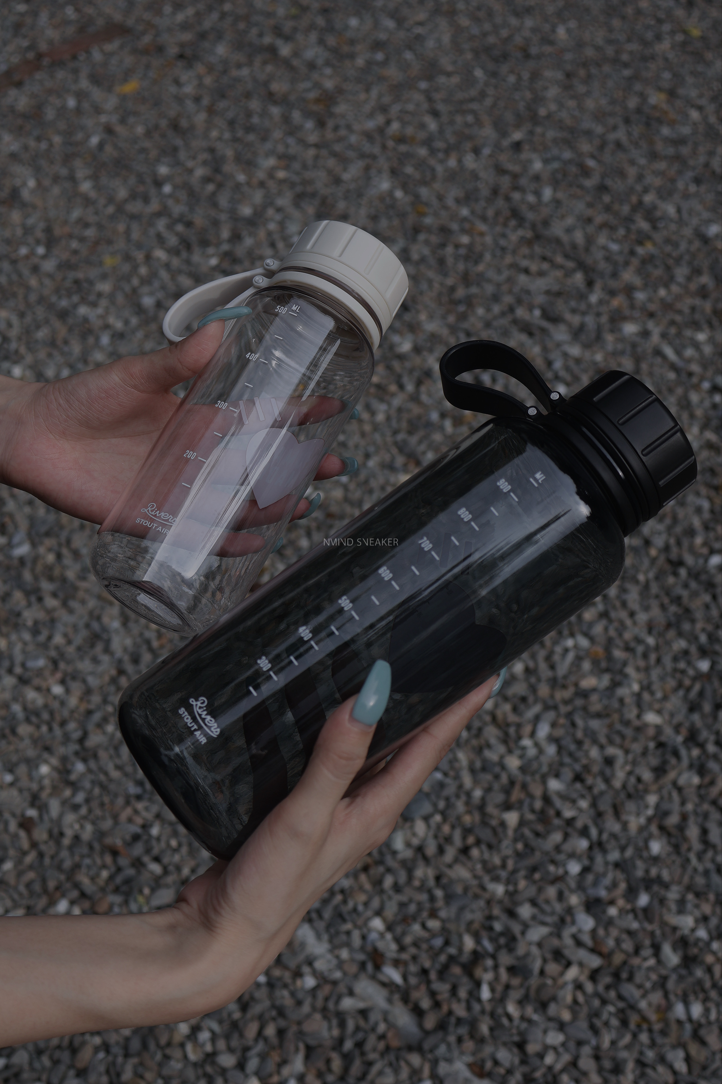 <快速出貨> HUMAN MADE WATER BOTTLE 愛心水壺 白/黑