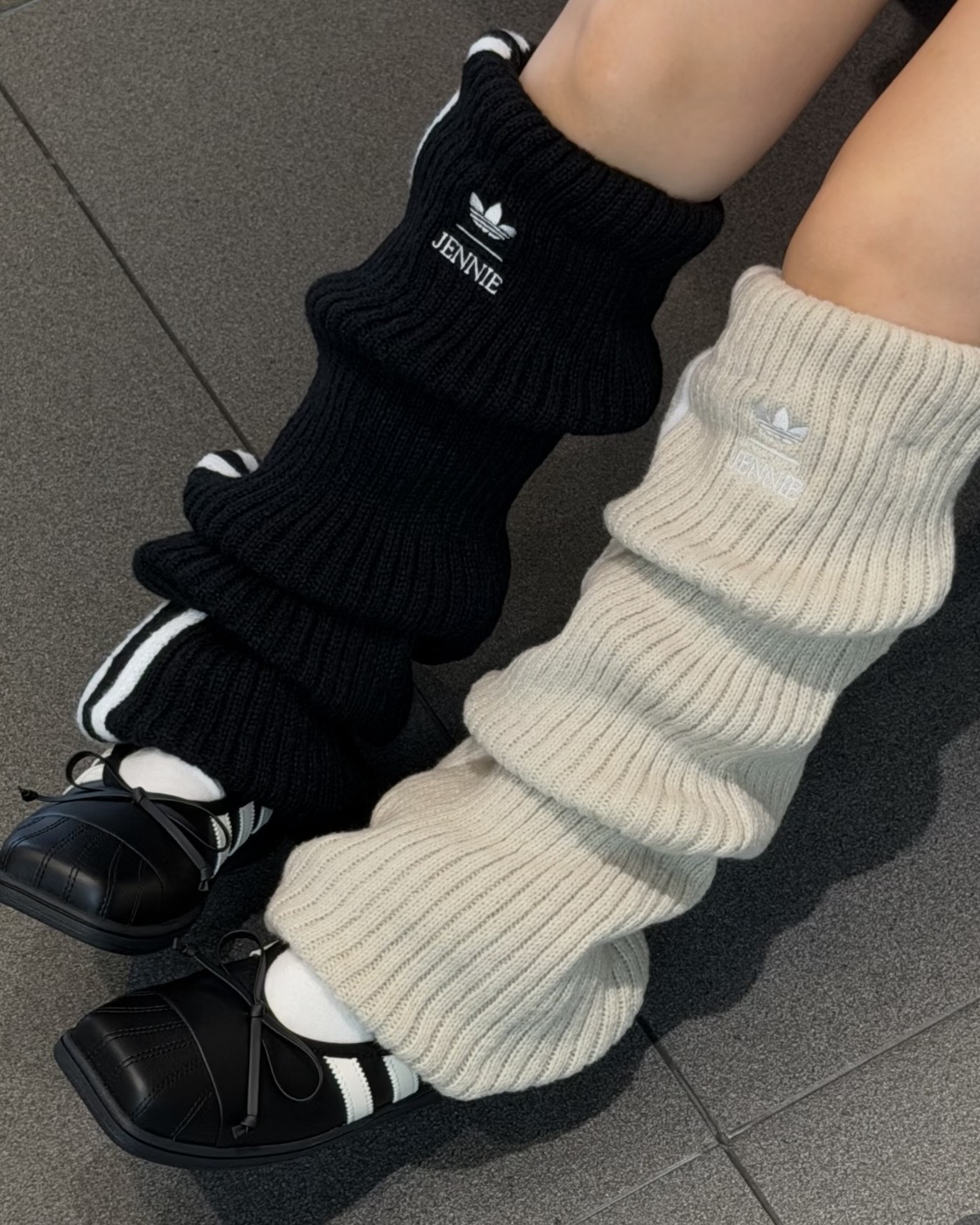 ADIDAS ORIGINALS BY JENNIE 高筒護腿套 襪套 金珍妮 女款 燕麥 LD4293 黑色 LD4843 / 預購