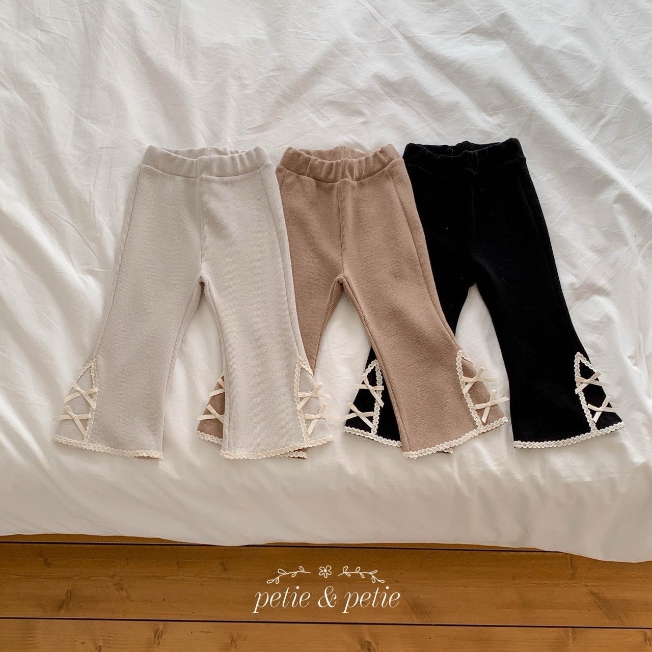 PETIT & PETIT Lael Race Trumpet Pants