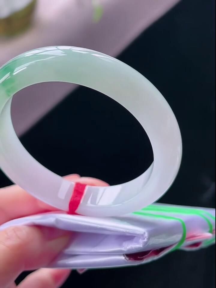 飄花翡翠手鐲,天然翡翠A玉, 緬甸玉, Jade, Jadeite
