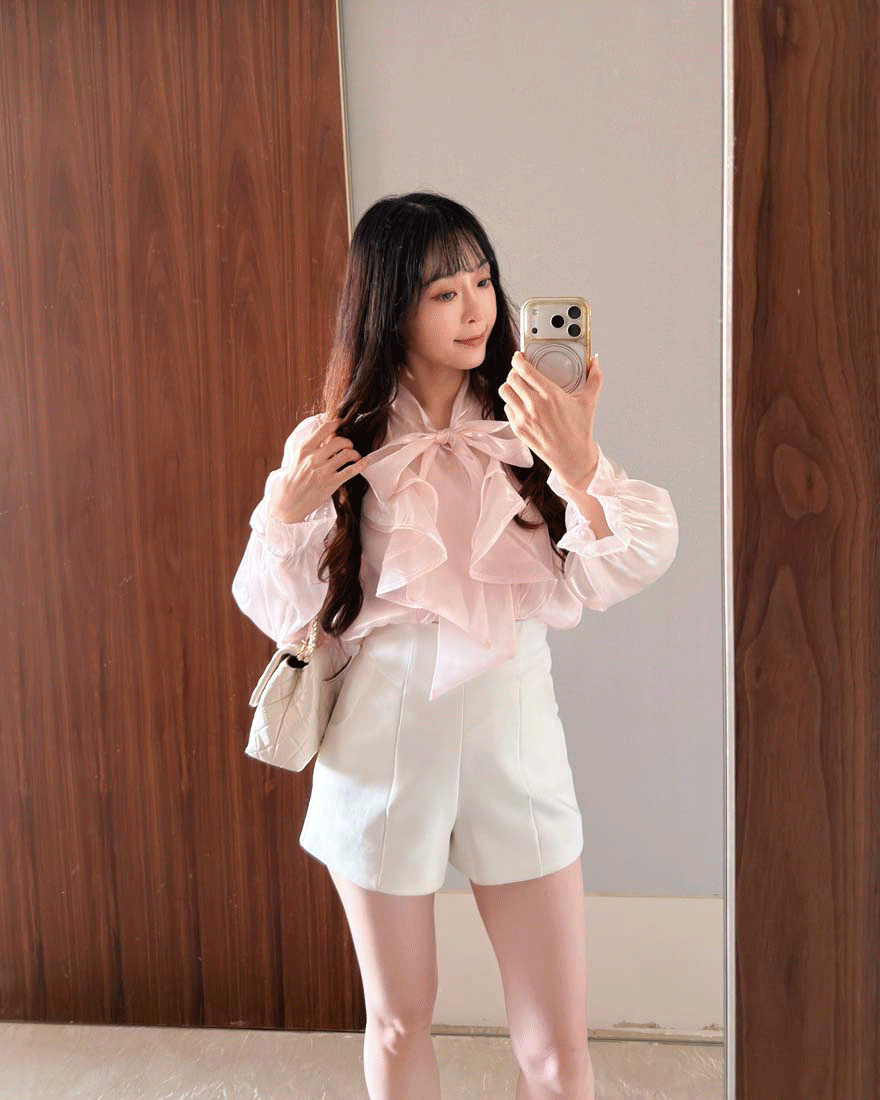LINA LINA法式詩篇層次翻領蝴蝶綁結流光上衣-玫瑰粉