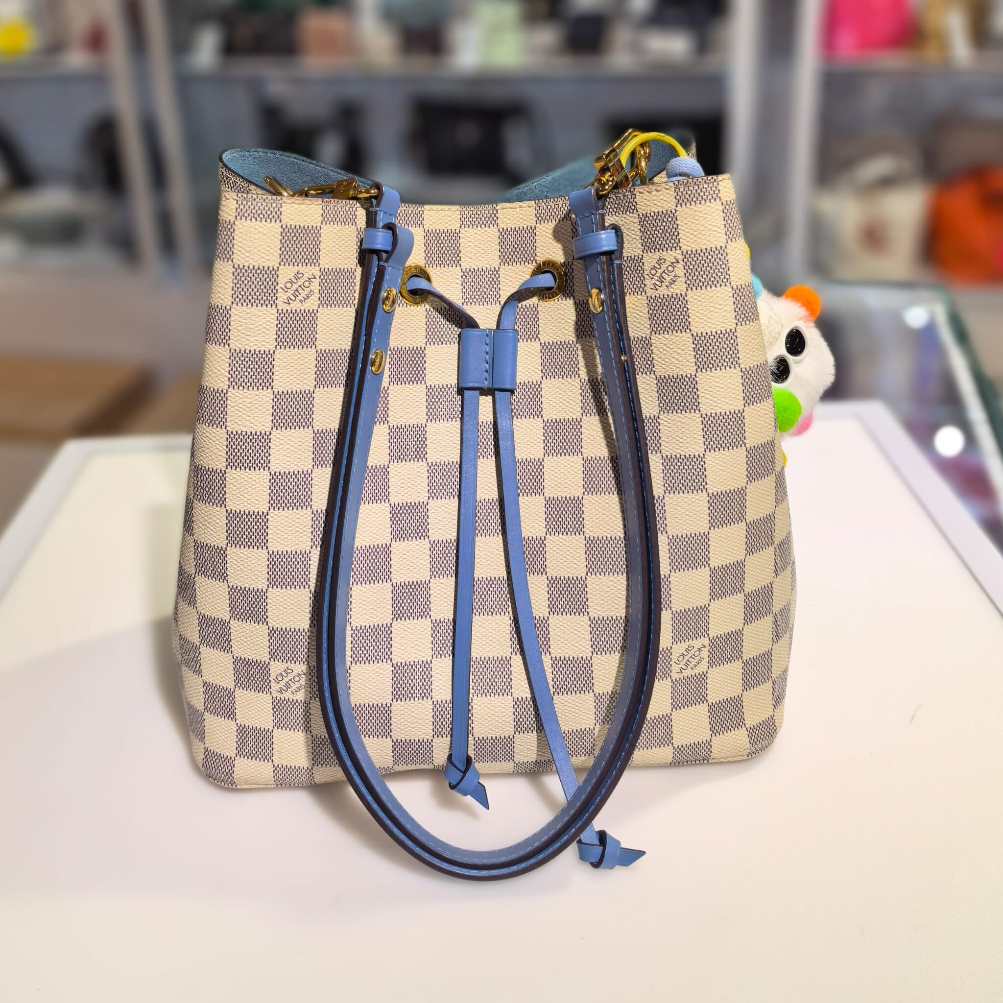 98%NEW二手LV水桶袋, N40153, 白色/藍色肩帶棋盤格, DAMIER AZUR NEO NOE, #兩年免費保養 #香榭站正品