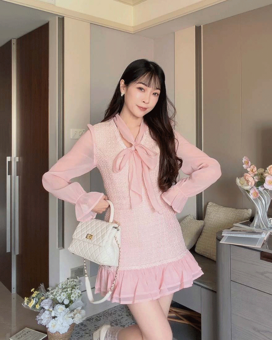 LINA LINA優美女伶蝴蝶綁帶層次裙襬毛呢洋裝-香檳粉S/M