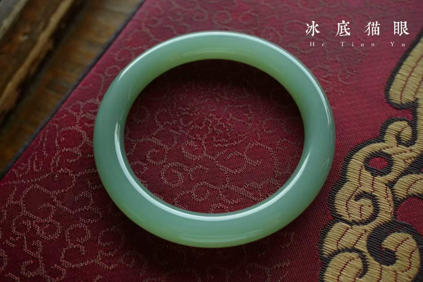 和田玉冰底圓條手鐲,天然和田玉軟玉