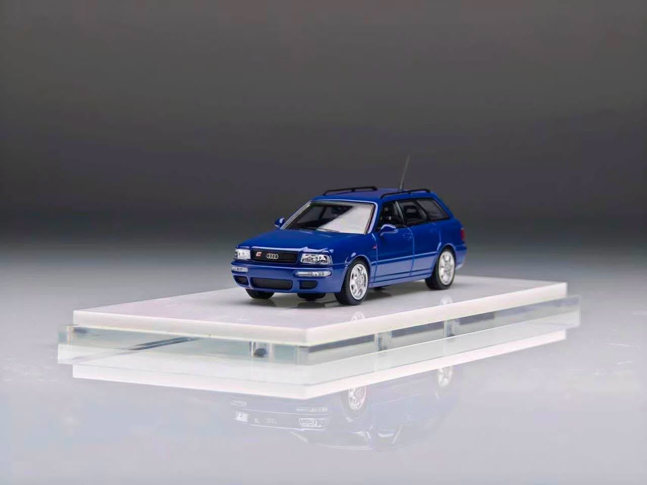 預訂:1/64 Dico Model  Audi Avant RS2 Nogaro Blue (DM64-01-02)