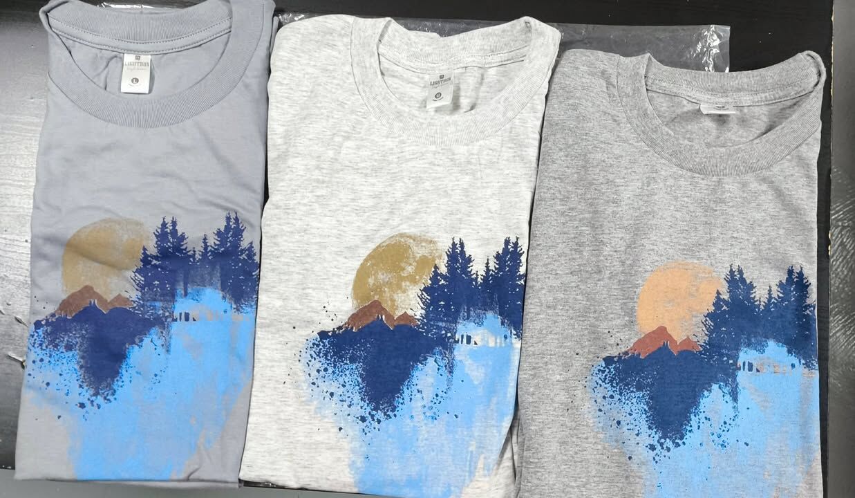 現貨 泰國 月亮樹林 圖案 T-Shirts 清貨價貨品，不設退換 (T269 LB449)