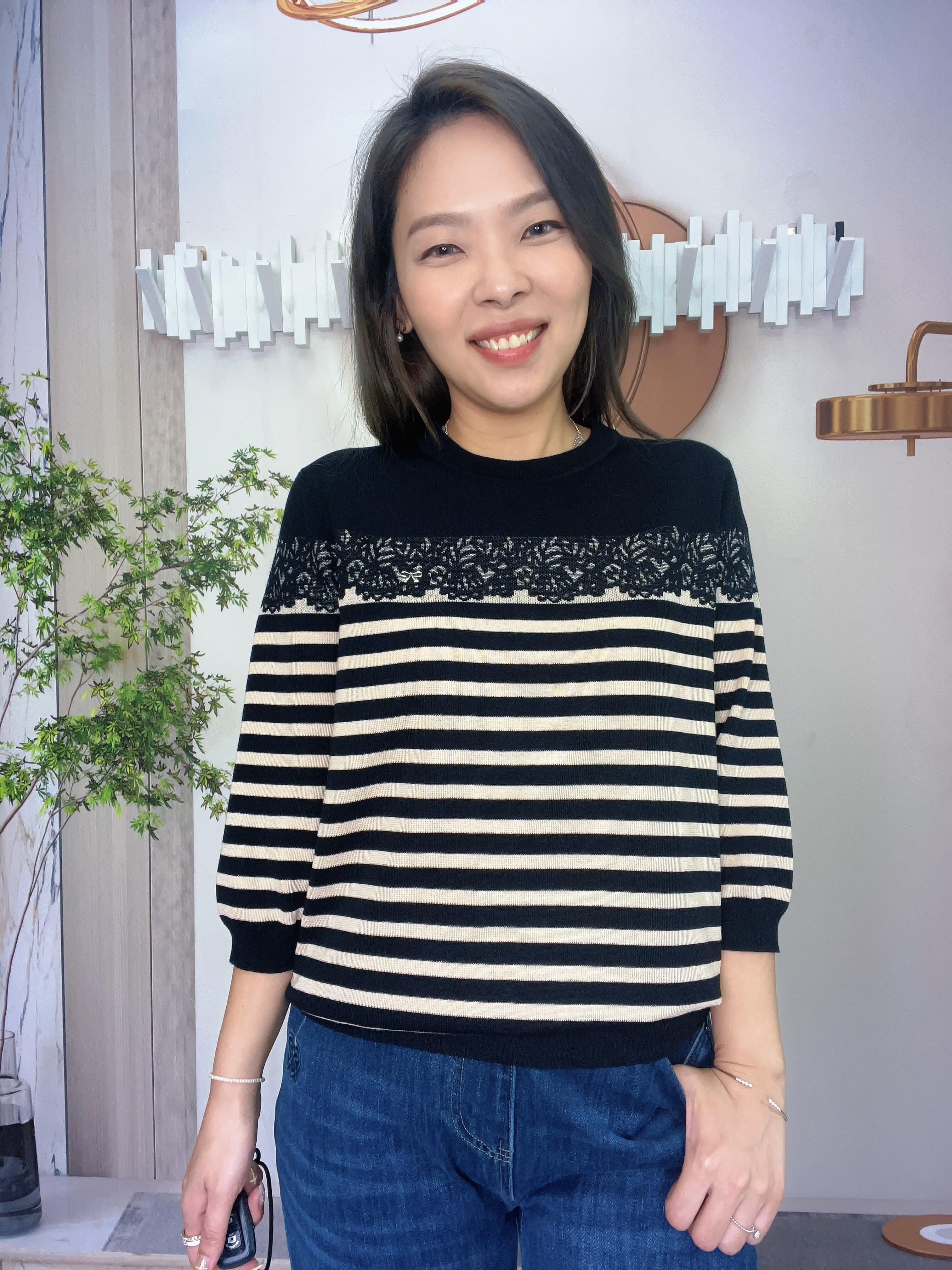 lngroove 牌子拼Lace橫間針織~189S