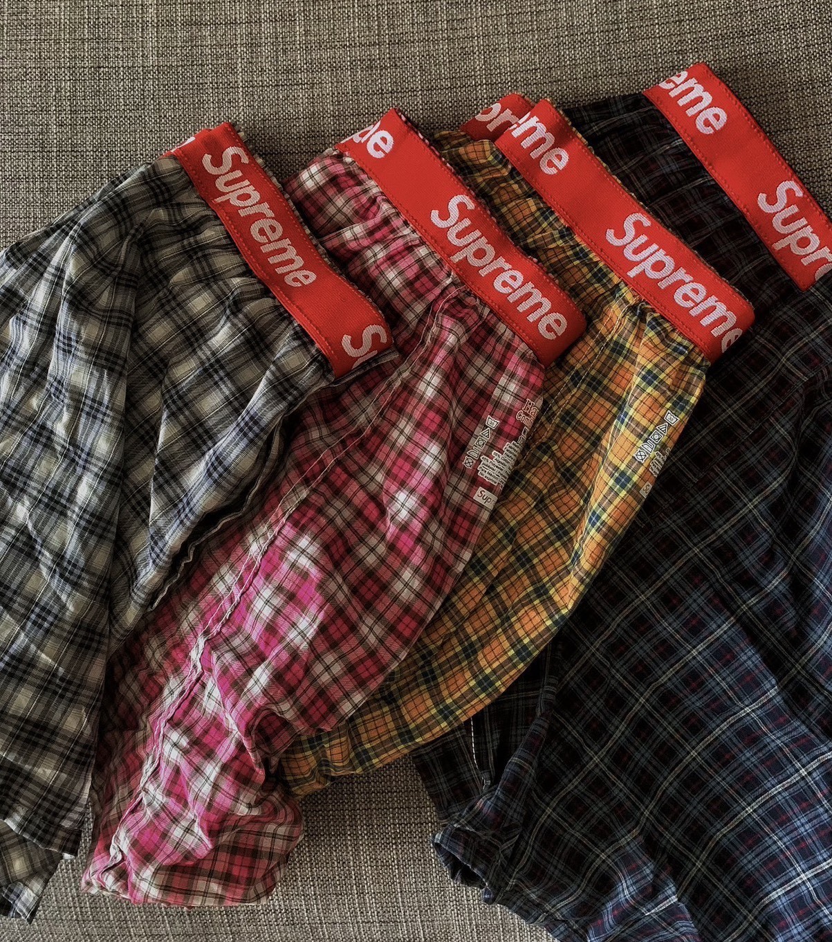 【APAIR】預購 Supreme FW26 𝗣𝗹𝗮𝗶𝗱 𝗕𝗼𝘅𝗲𝗿𝘀 𝟰 𝗣𝗮𝗰𝗸 格紋四角內褲 內襯褲頭supreme 4件組 SUP-FW26-020