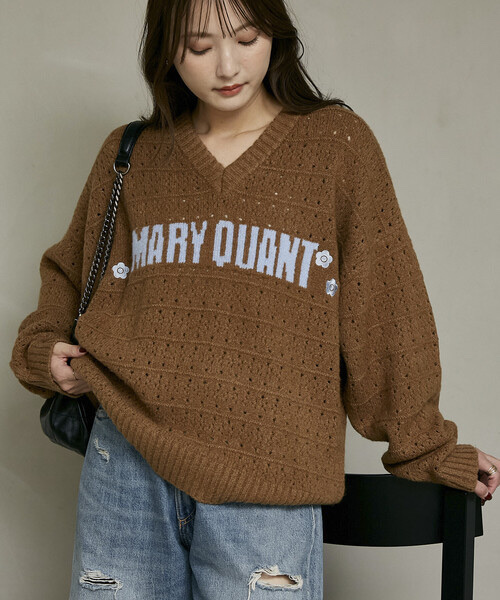 MARY QUANT × PUBLUX / Eyelet V-Neck Logo Knit