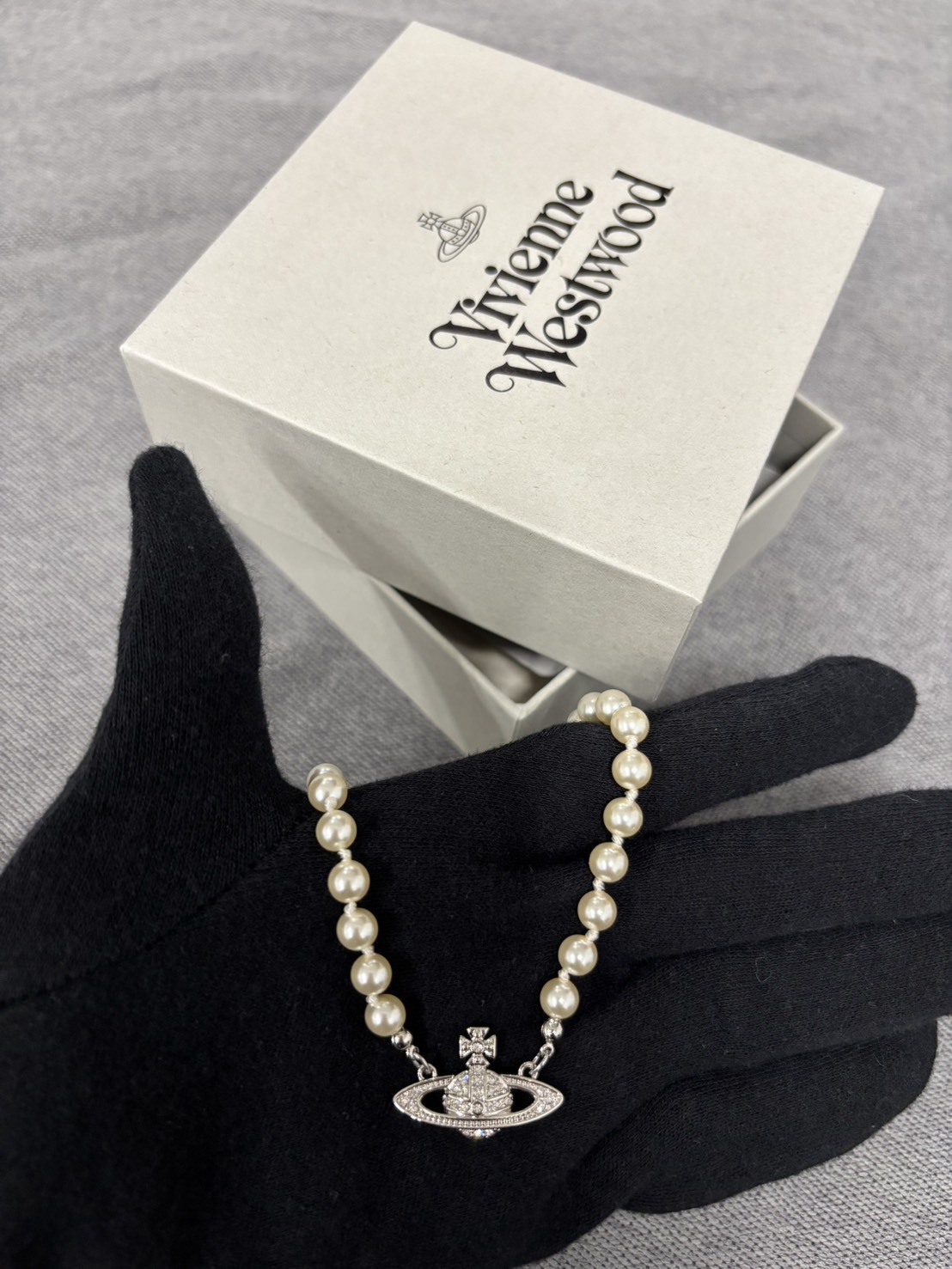 Vivienne Westwood Man. Mini Bas Relief 珍珠項鍊【6301010002P104-CNP104】