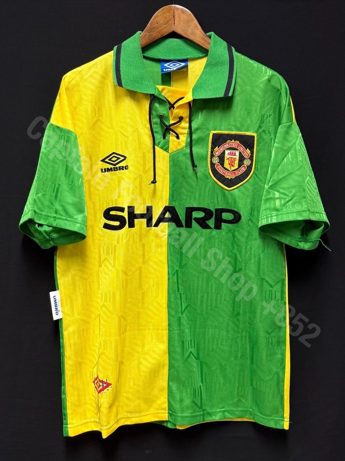 Manchester United 1992-1993 Umbro Third Shirt