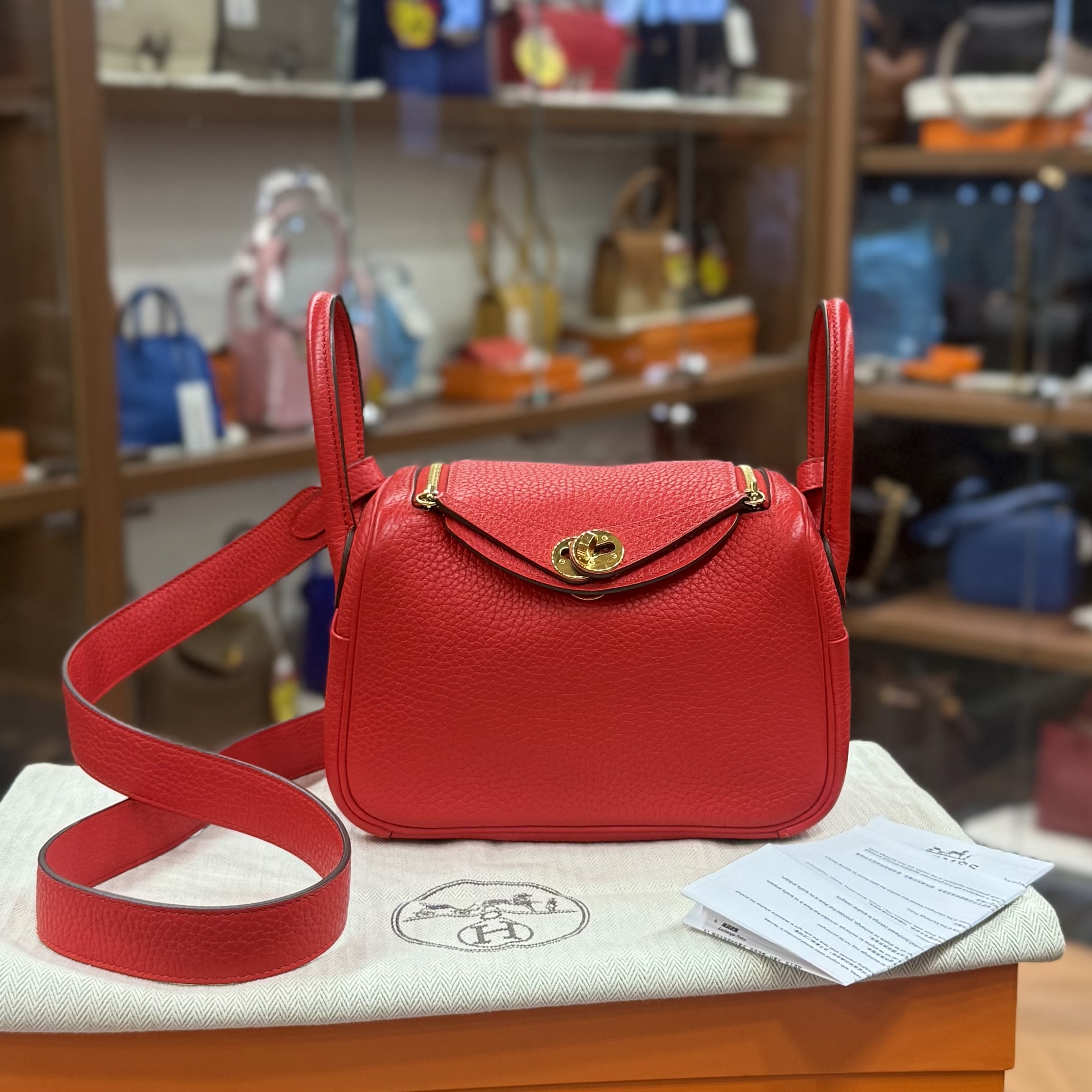 95%NEW USED HERMES MINI LINDY 一代 Q5紅色金扣TC皮 ROUGE CASAQUE STAMP D #愛馬仕