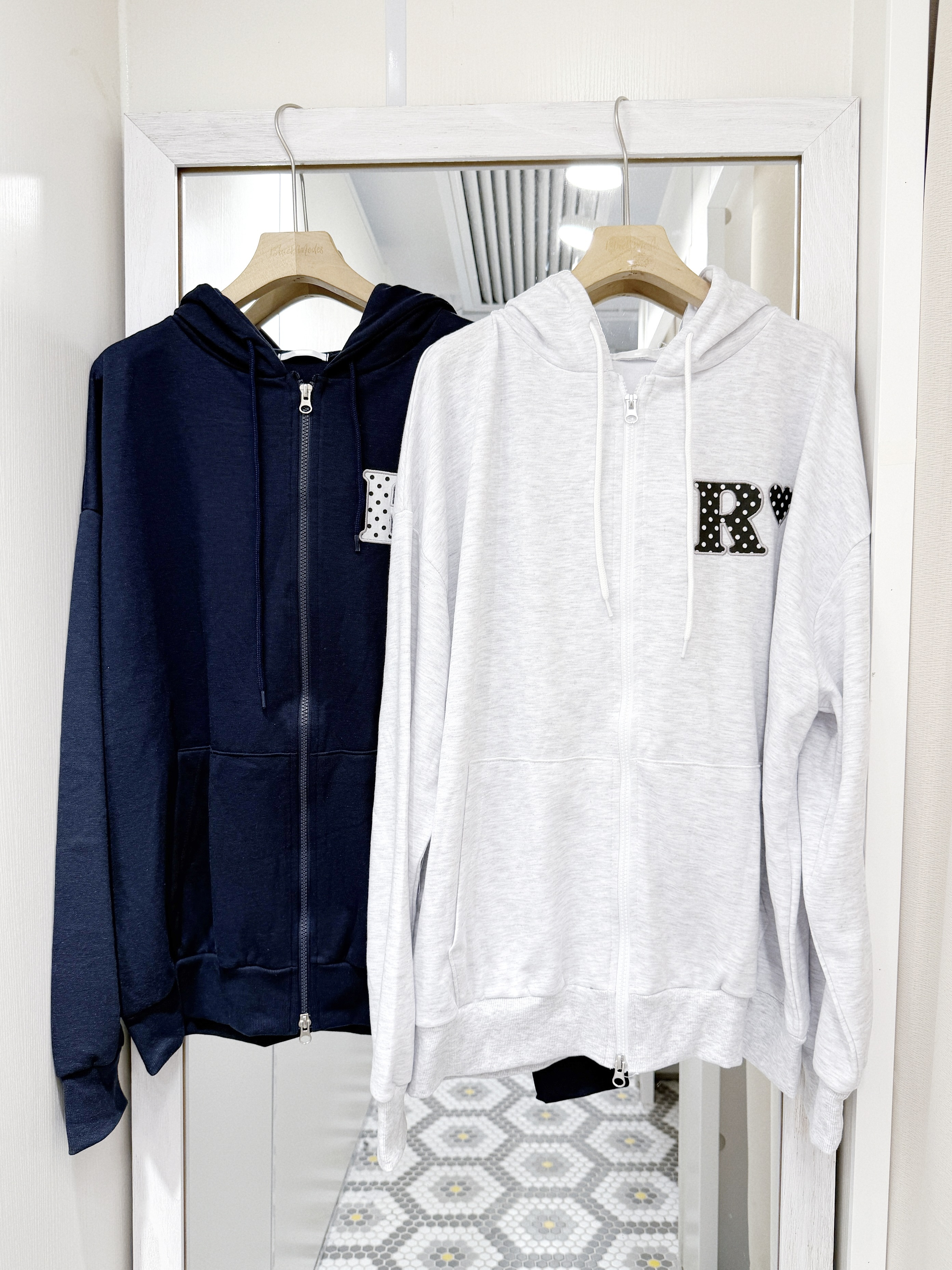 JK0468｜韓系古早感݁ ˖Ი𐑼⋆. ˚ 波點R♥︎棉料連帽外套