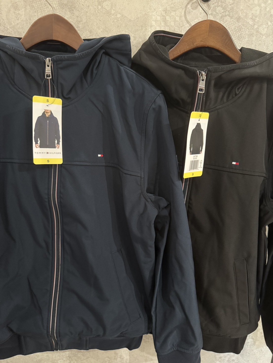 Tommy Hilfiger 小Logo 素面 軟殼 內刷毛 防潑水 連帽外套