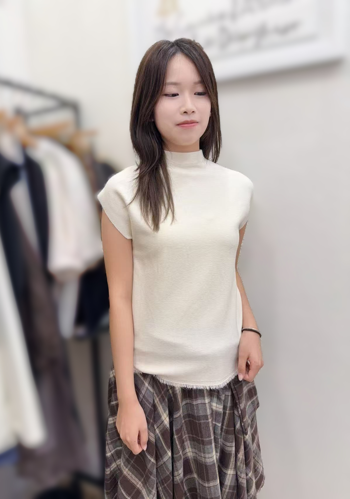 AB10 胸38-50 長22 $379