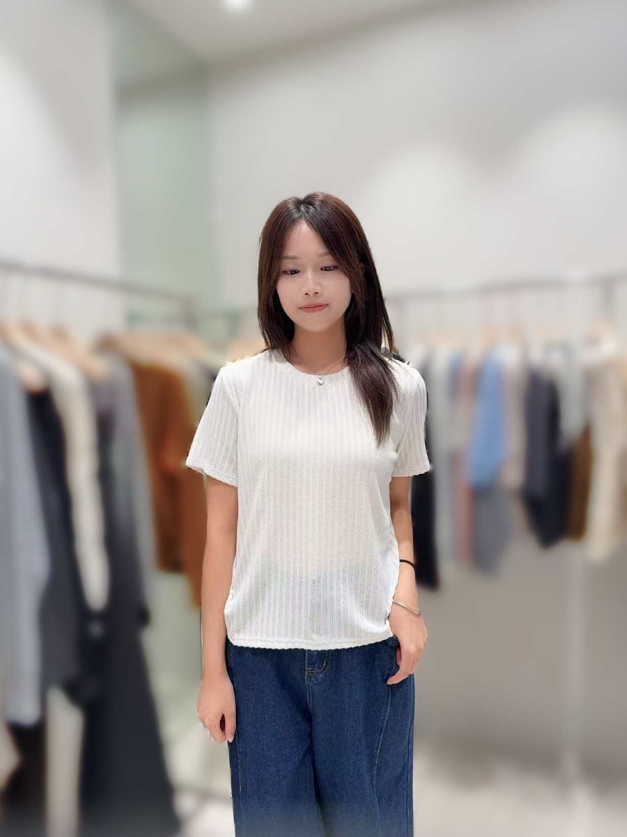 W27 胸42-52 長22.5 $359