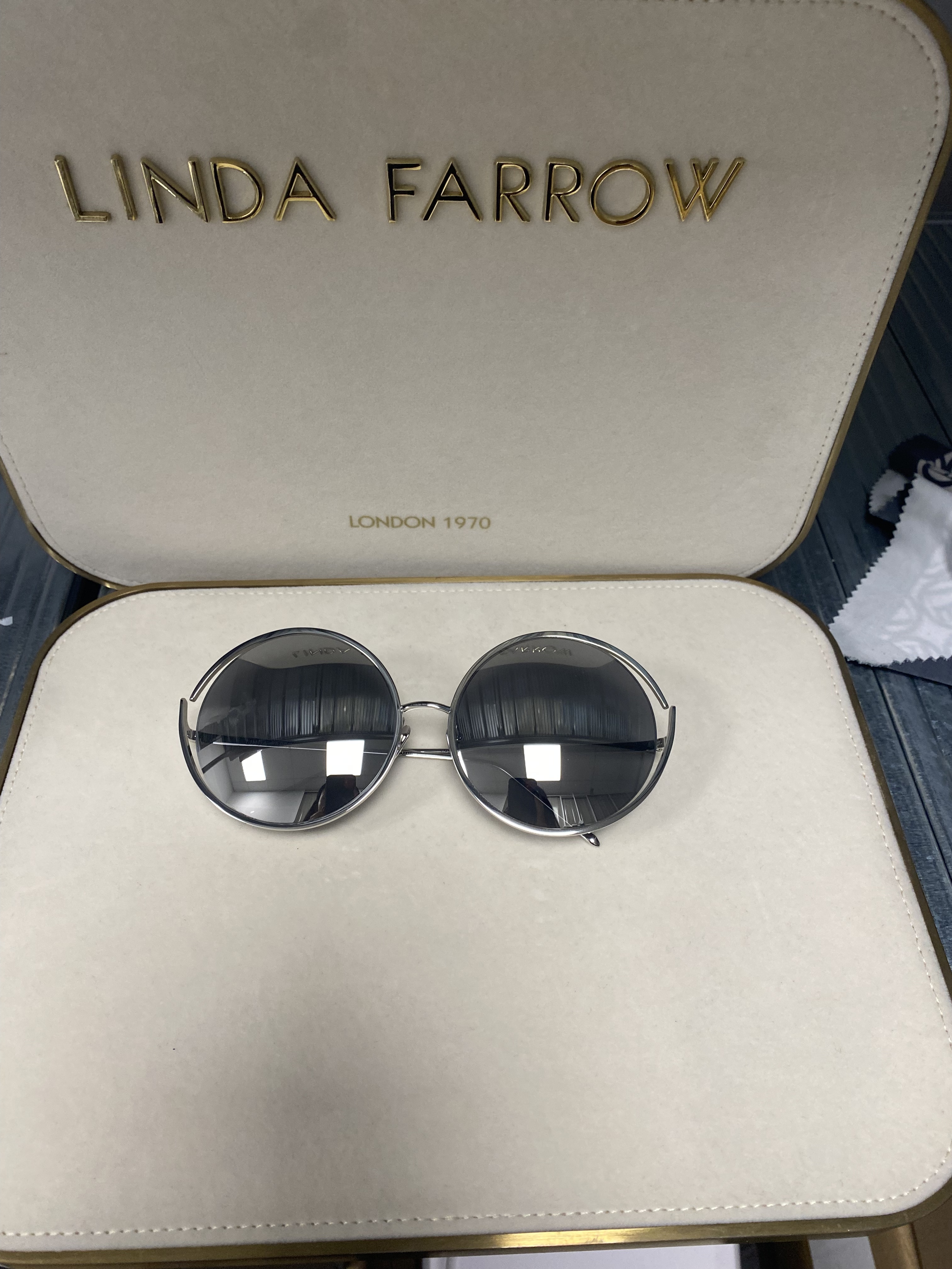 Linda Farrow 680 rose white gold