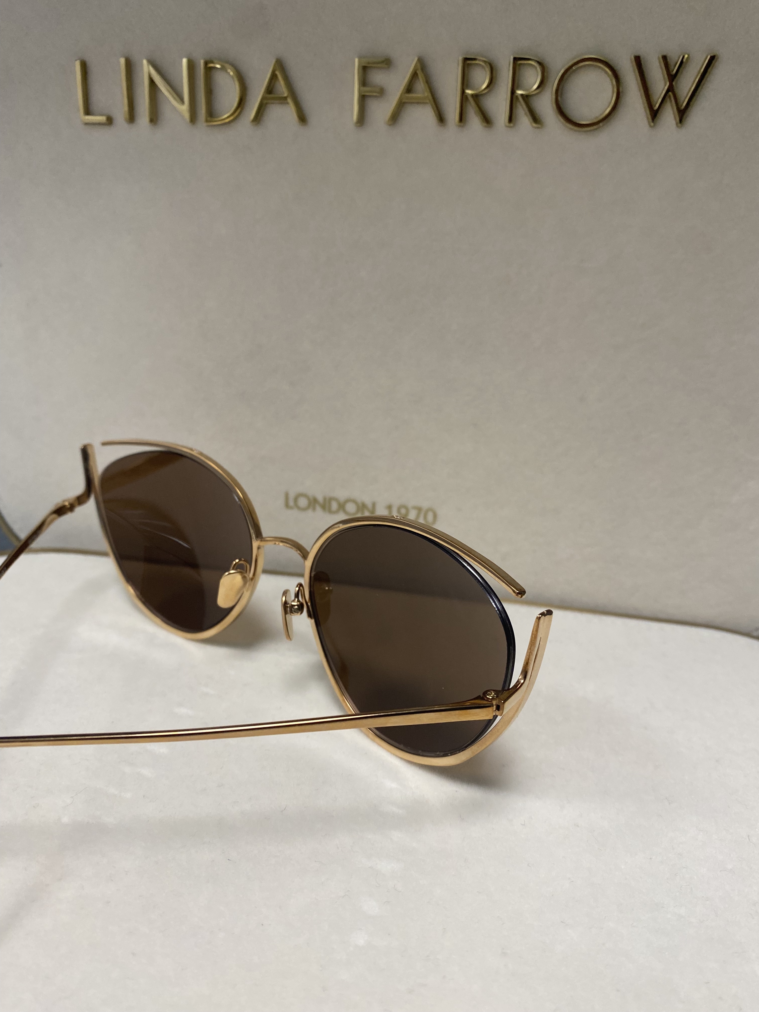 Linda Farrow 668 rose gold