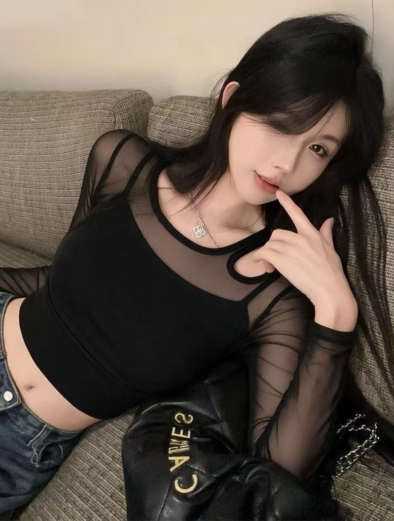 假兩件挖肩網紗罩杯衣