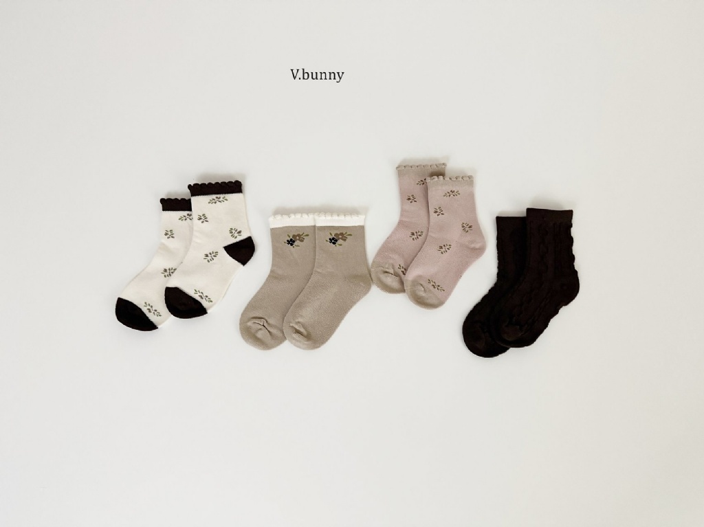 正韓秋Vbunny 碎花捲邊襪(四入)
