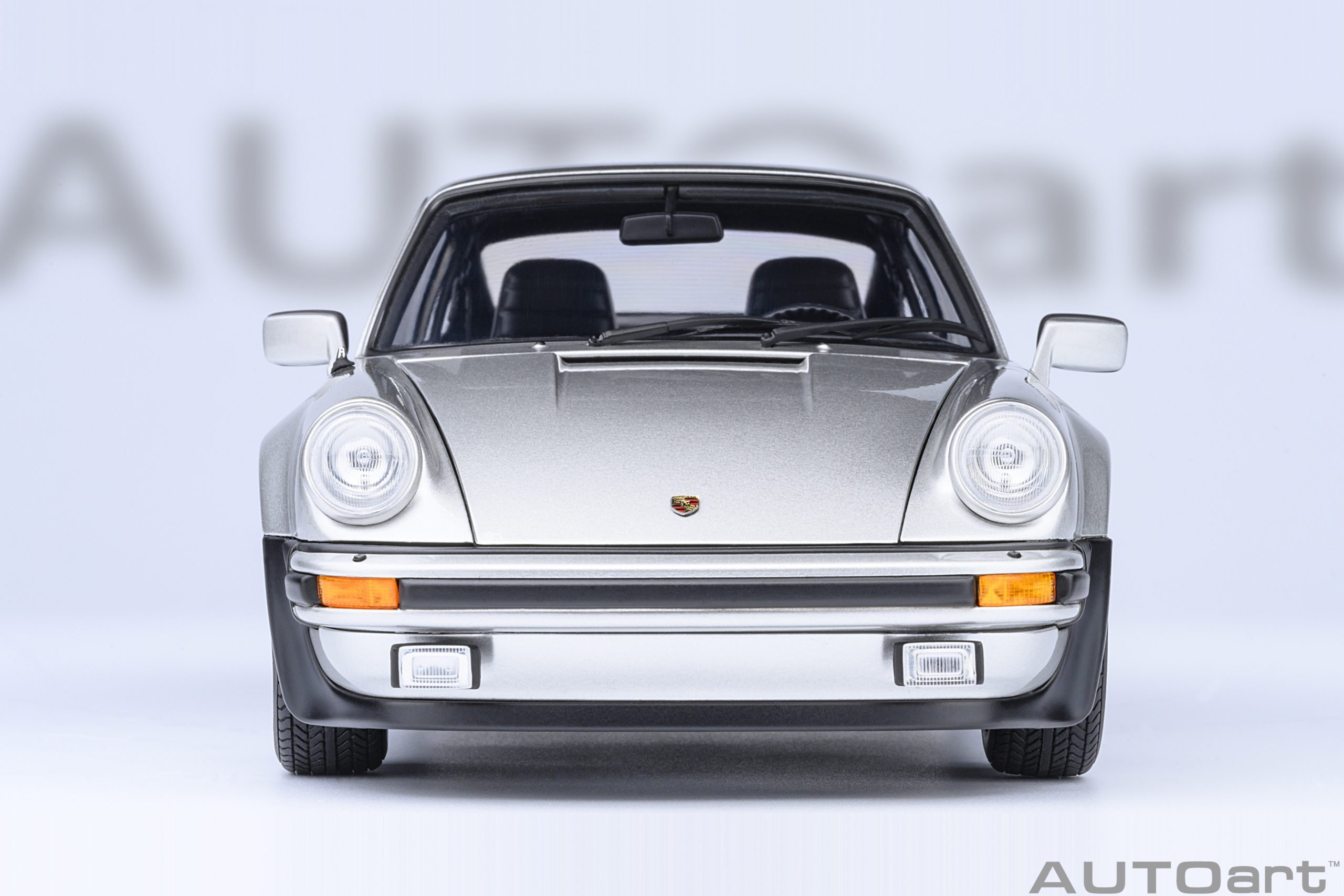 1/18 AUTOART PORSCHE 911(930) TURBO 3.0 (SILVER) (78110)