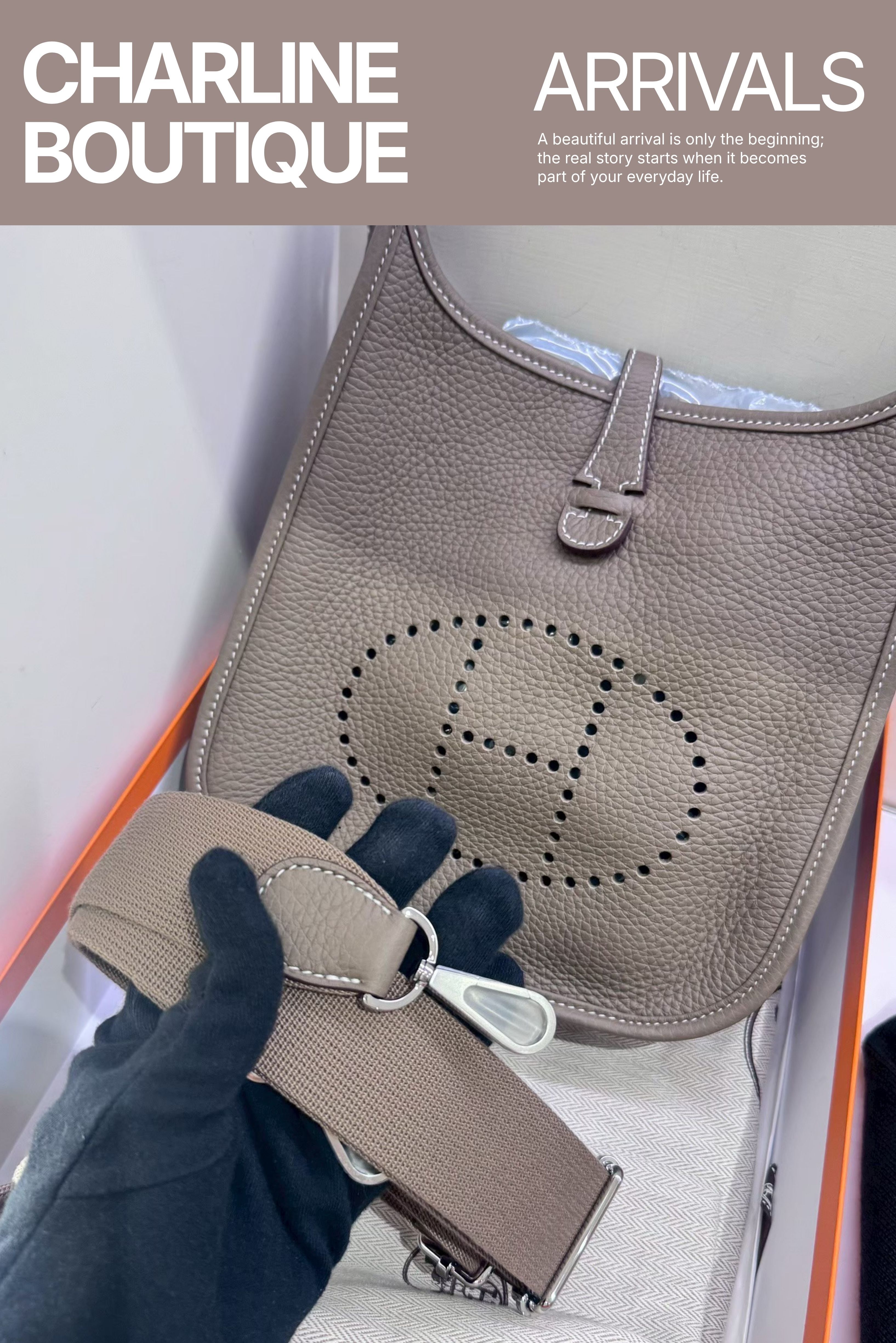 Hermès 灰色 Evelyne 包款近拍,呈現皮革紋理、車線、背帶與五金細節,Charline Boutique 實拍