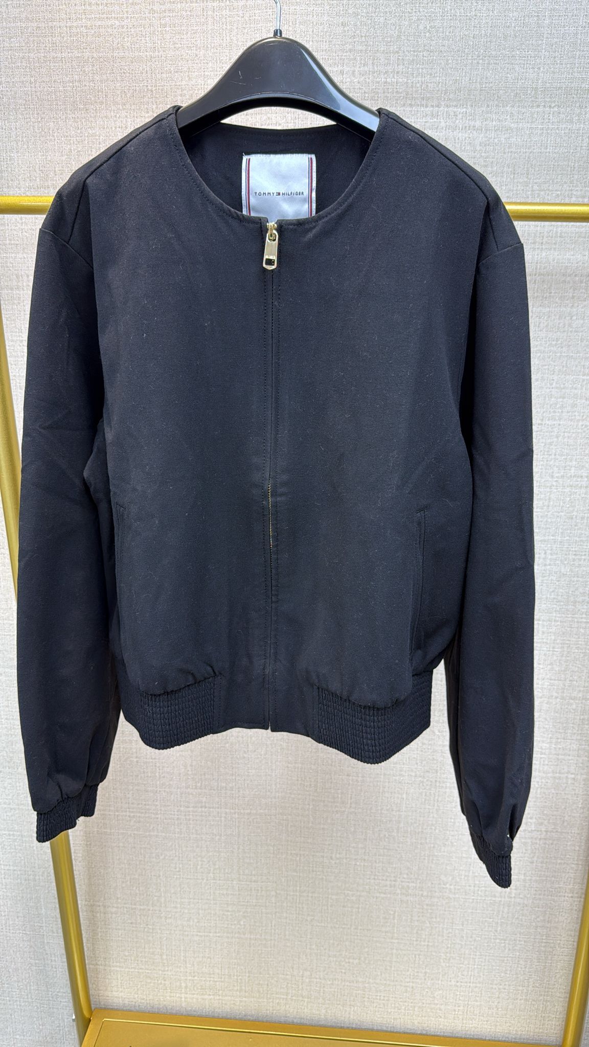 LYS02478 Tommy Hilfiger 圓領拉鏈外套 - S碼