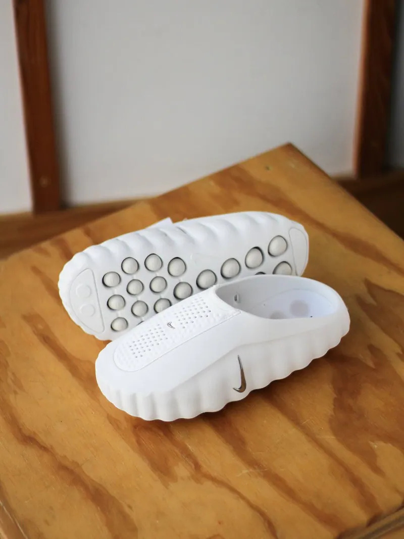 NIKE MIND 001 全白 白銀 銀勾 賽前穆勒鞋 拖鞋 新科技 機能性 獨立泡棉 激發感官 女鞋 HQ4309-101