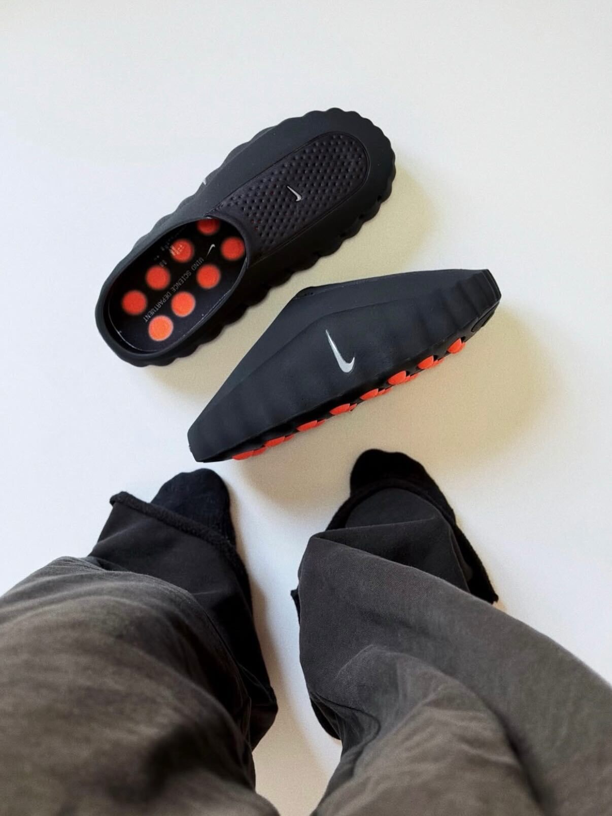 【限時下單】趙宇凡同款!! NIKE MIND 001 科技風包頭拖鞋 男女同款 黑色 HQ4307-001