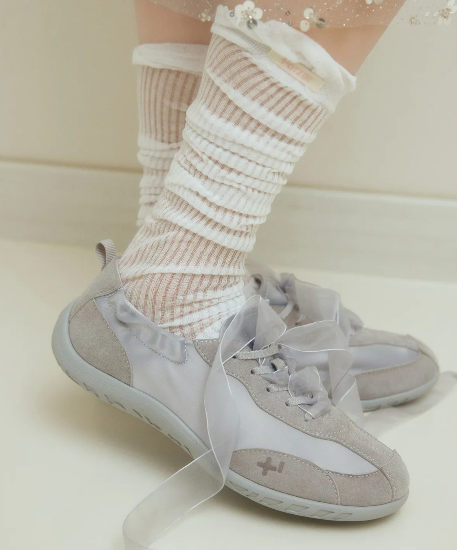 韓國代購｜OTZ Romary Satin Sneakers (2 Colours)