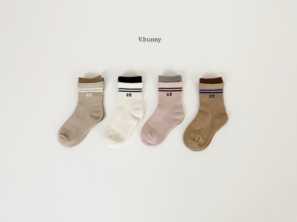 正韓秋Vbunny 莫蘭迪色拼接運動襪(四入)