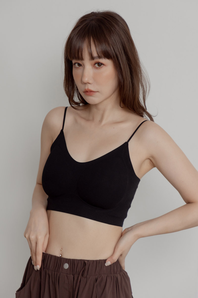 挖背後交叉細肩坑條小可愛