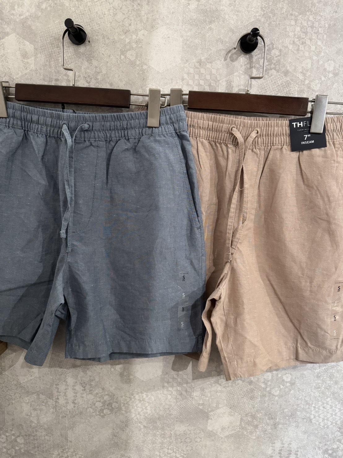 Tommy Hilfiger 棉麻 膝上 素面 短褲