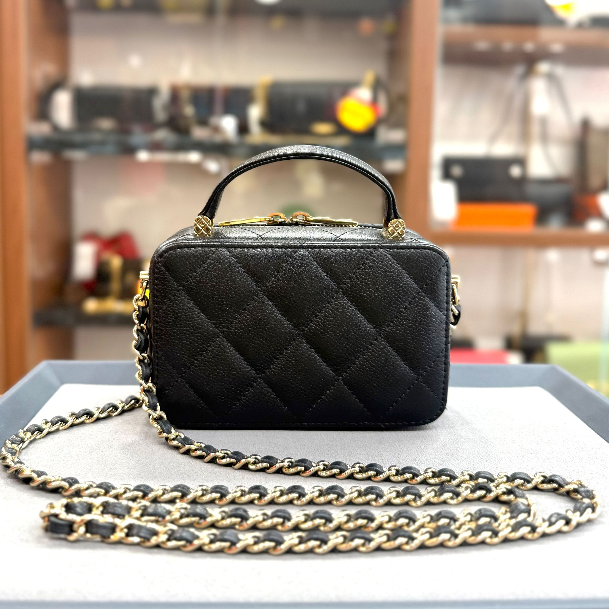 98%NEW USED CHANEL 小盒子 黑色荔枝皮 VANITY CASE BAG CAVIAR SKIN #香奈兒 #31開