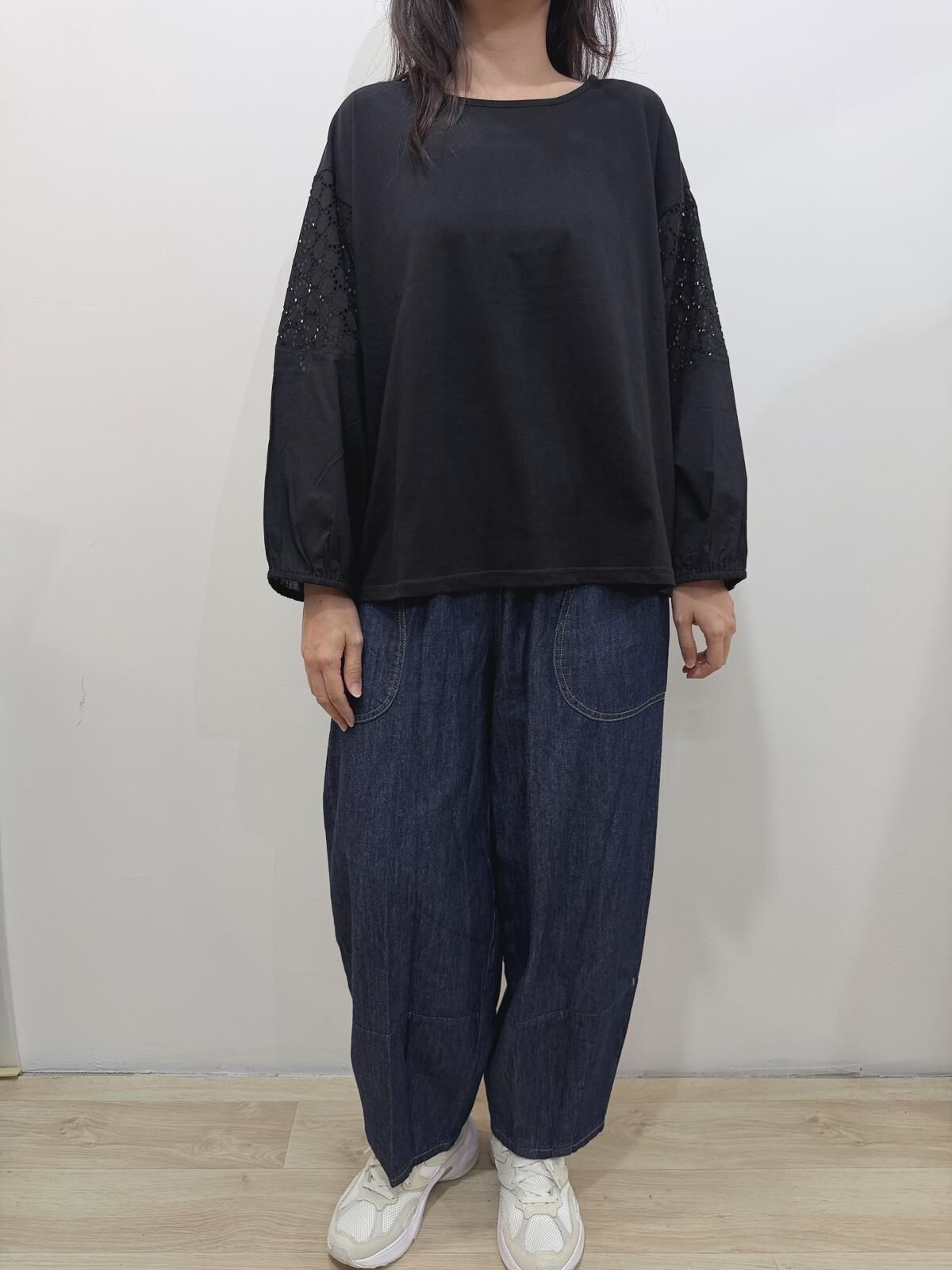 MMO 刺繡拼接袖 TOP